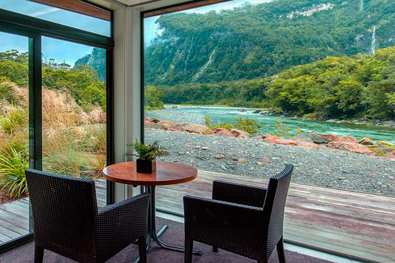 Milford_Chalet_Windows